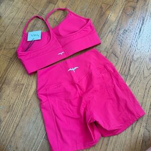 Iwa Pink 2 Piece Set BNWT